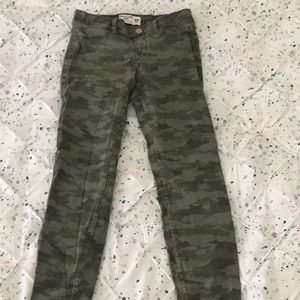 Pull-on Jean legging
